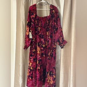 1X$18.00 or 2X $30.00 Terra & Sky The Square Pleasant Dress. Fuccia flowered